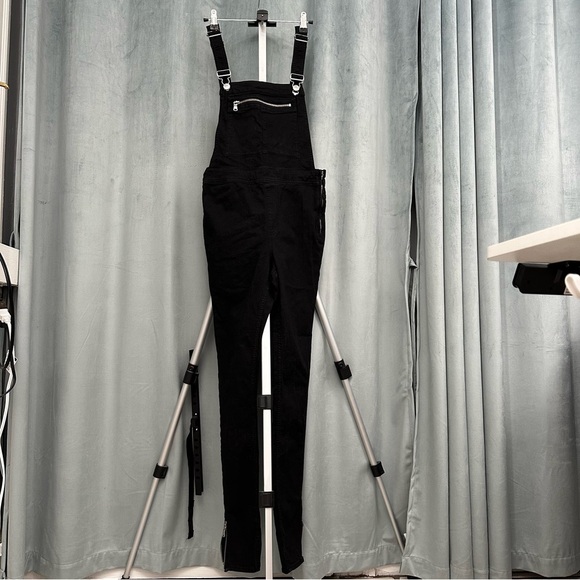 H&M Divided Black Overalls Size US 6 / EU 38 - Picture 1 of 9
